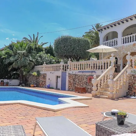 فيلة Casa Dels Tossals